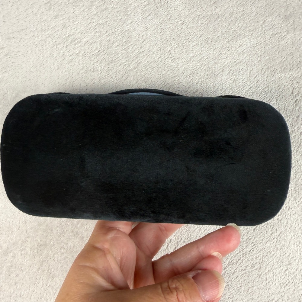 Gucci Black Velvet Hard Sunglasses Case Blue Satin Lining Gold Logo Clamshell - Picture 2 of 3